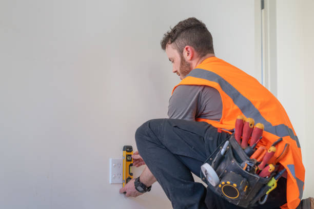 Best 24-Hour Electrician  in Veneta, OR